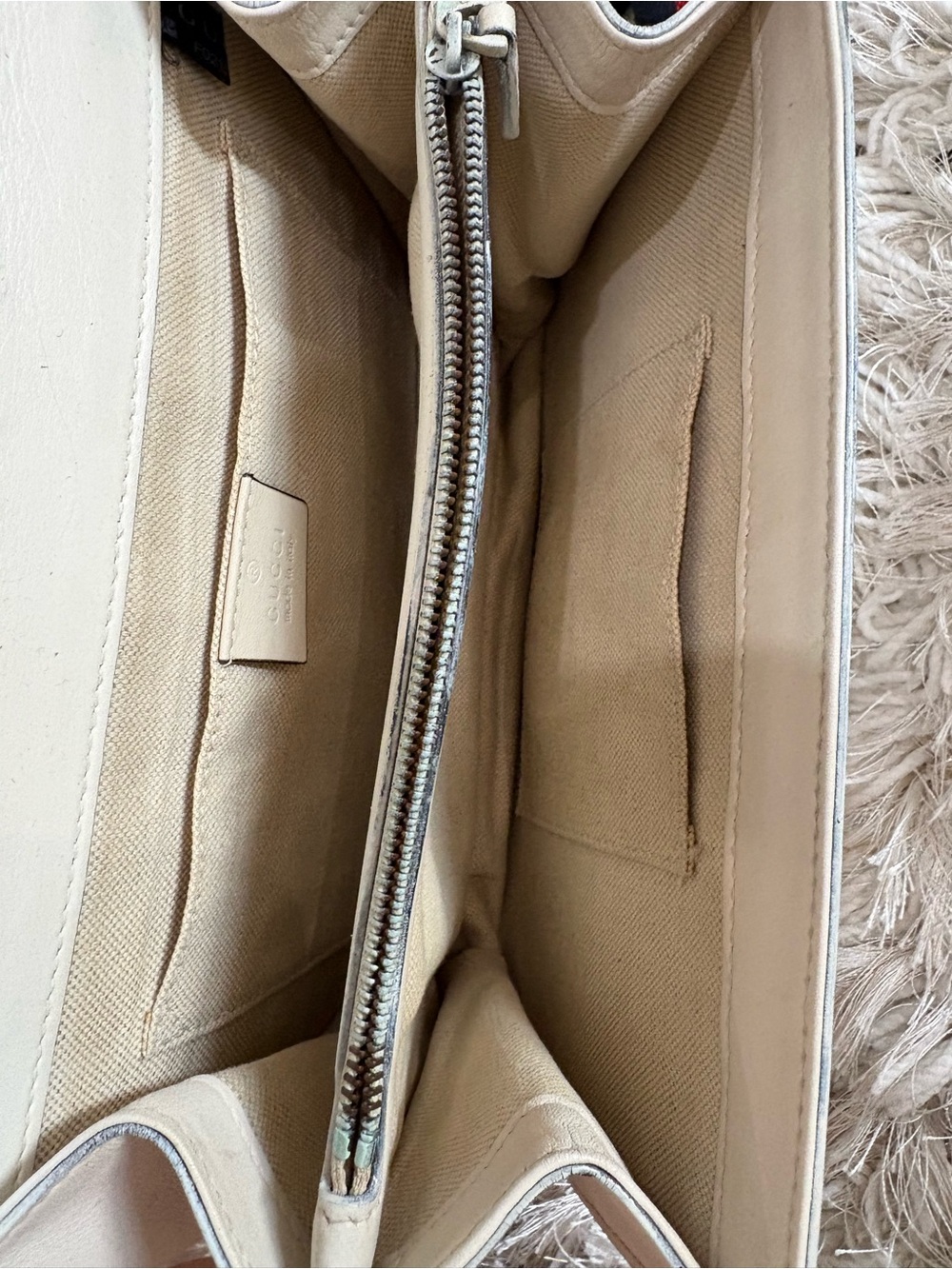 Gucci white leather Dionysus bamboo top handle bag with navy blue and red strap - Picture 9 of 15